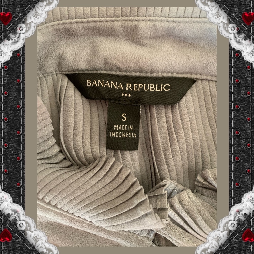 Banana Republic Tied Neck Pleated Blouse - Picture 8 of 8